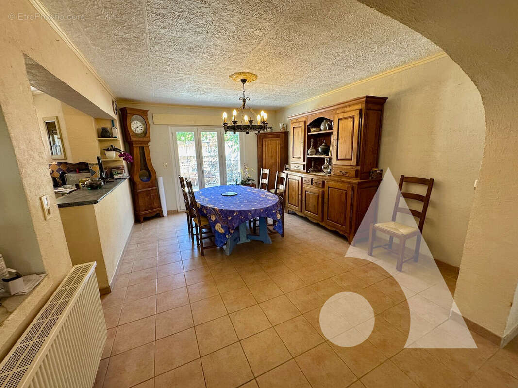 Maison à VILLECROZE