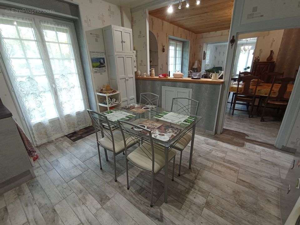 Maison à LIERNOLLES