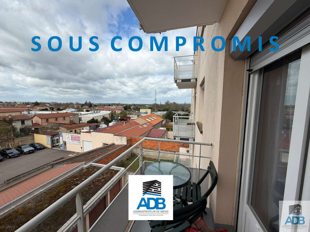 Appartement à LE COTEAU