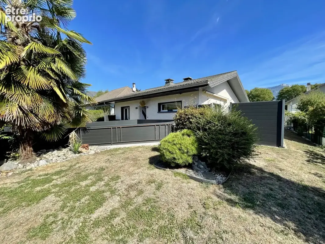 Maison de plain-pied avec Piscine secteur Bissy 73000 Chambéry - photo 3