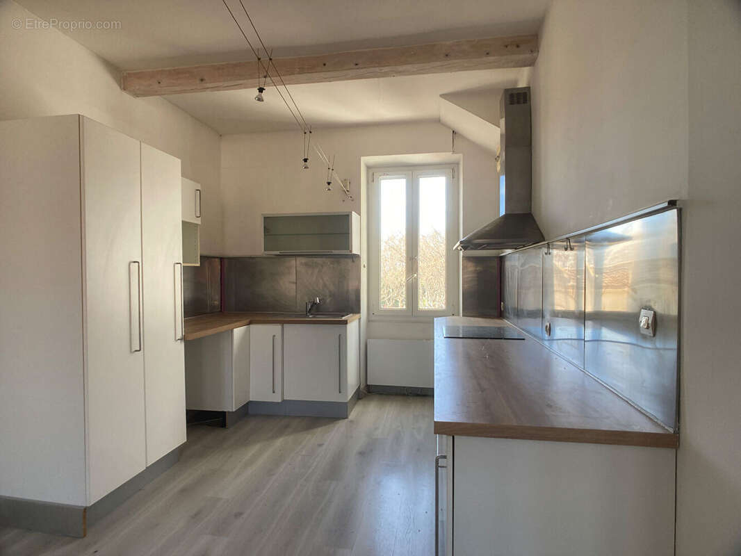 Appartement à SAINT-CYR-SUR-MER