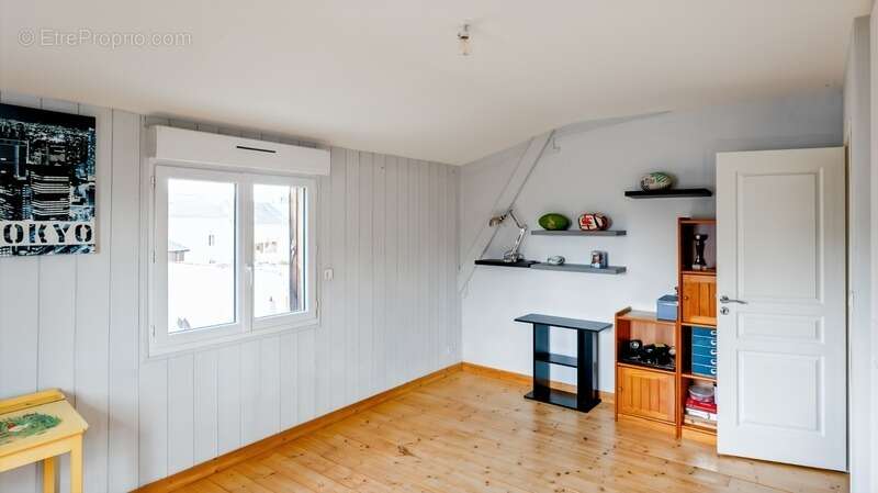 Maison à BRISSAC-QUINCE