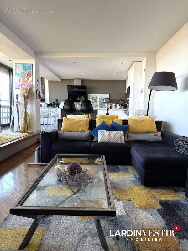 Appartement à SAINTE-FOY-LES-LYON