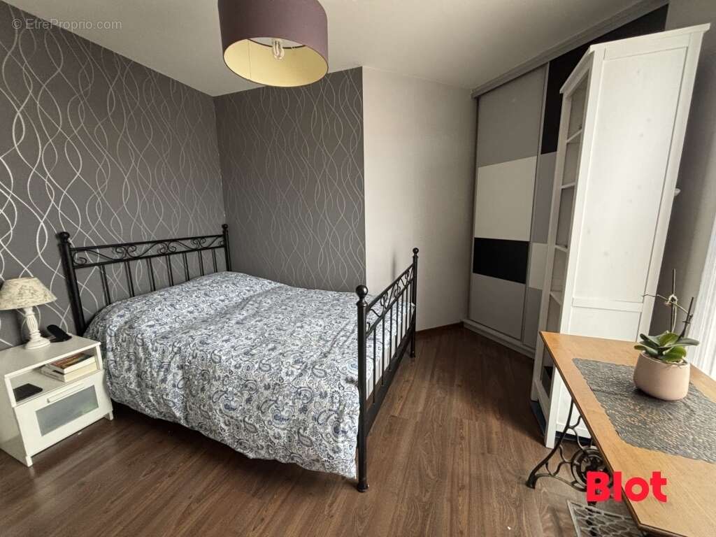 Appartement à CHARTRES-DE-BRETAGNE