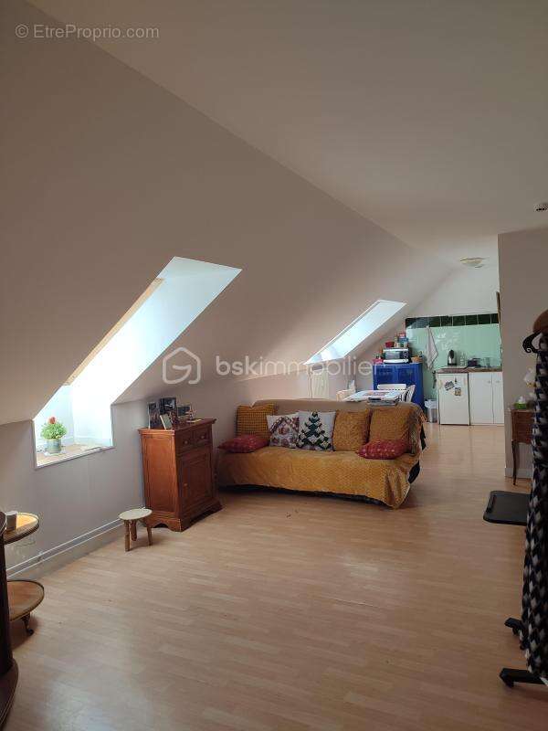 Appartement à VERRIERES-LE-BUISSON