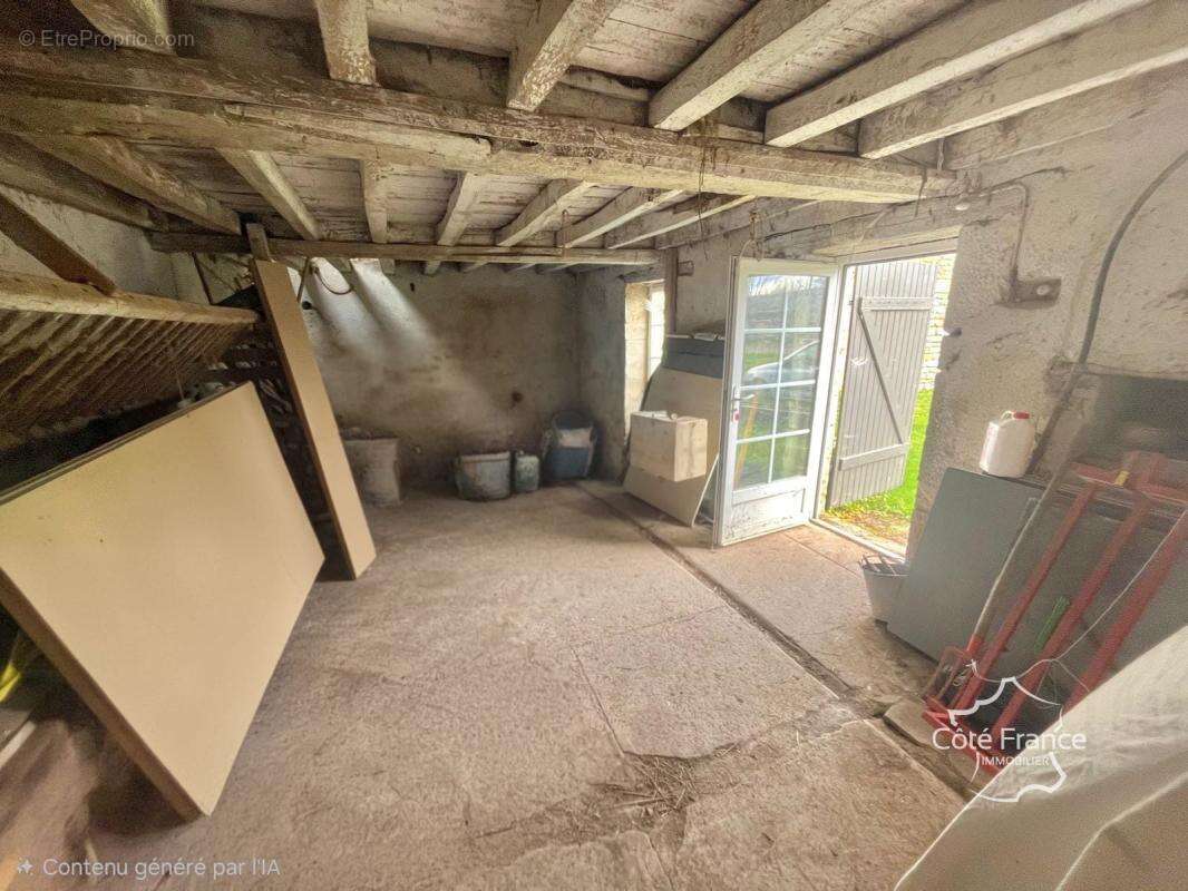 Maison à VIC-DE-CHASSENAY