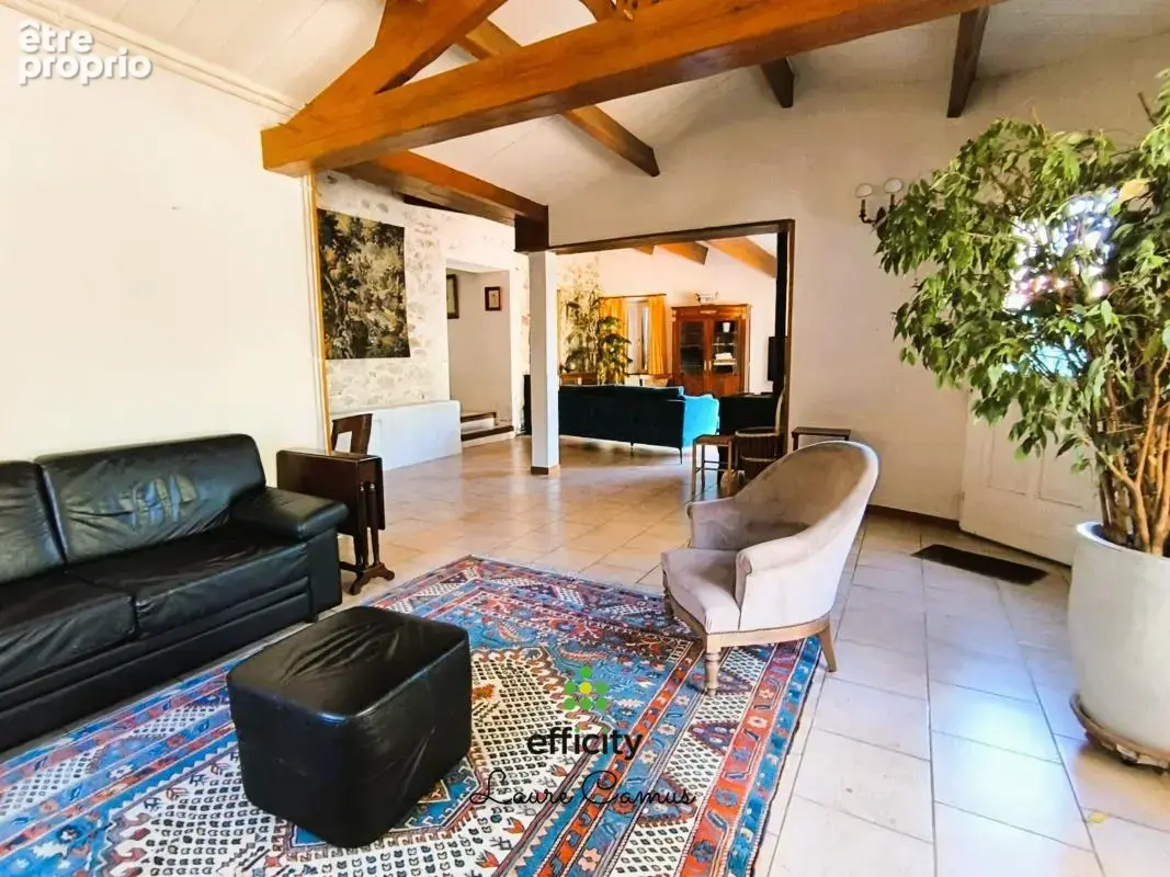 Maison 7 pièces 192 m² à vendre à Saint-Avaugourd-Des-Landes (85540) - photo 3