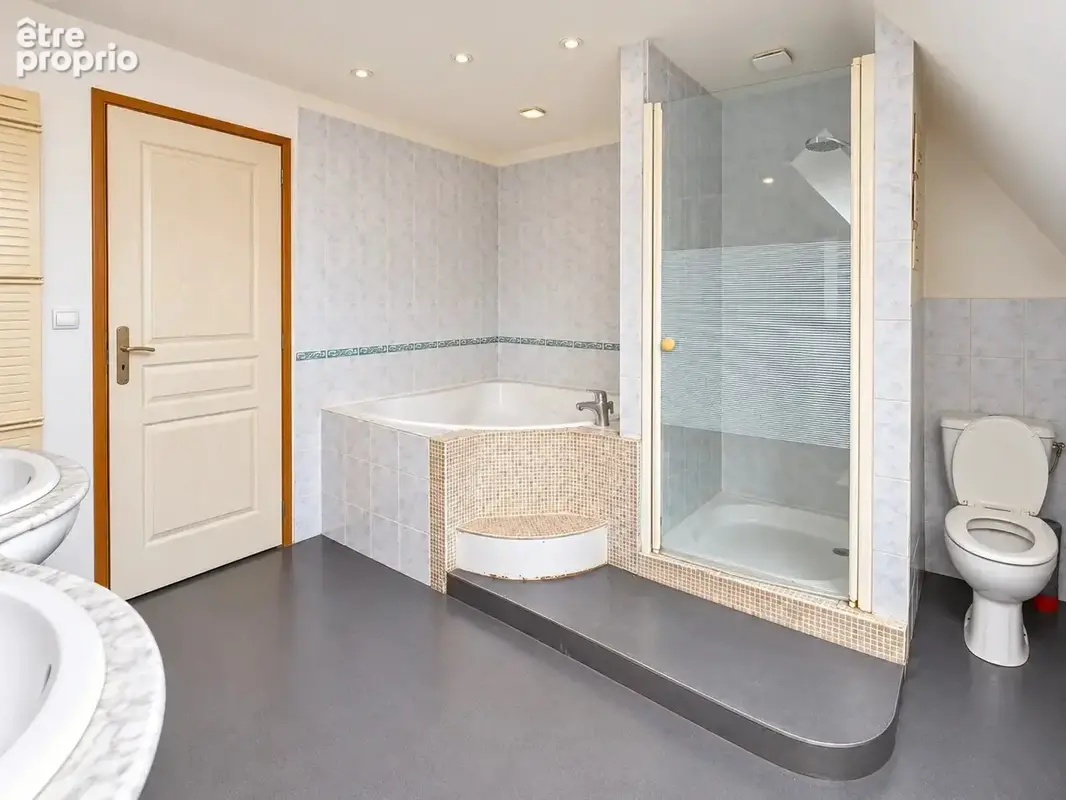 Maison de caractère de 113 m² avec sous-sol – Centre de Saint-Pourçain-sur-Sioule - photo 5