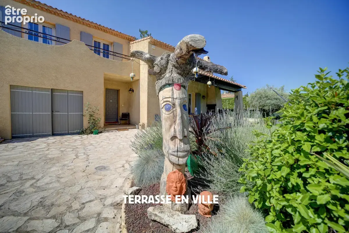 St zacharie - proche centre village - maison familiale t5 - jardin - piscine - vue - calme - 649 000 € - photo 18