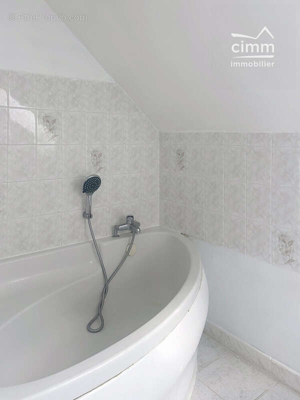 Maison à VILLEMANDEUR