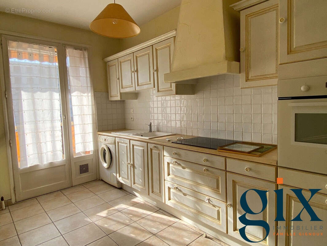 Appartement à MEYLAN