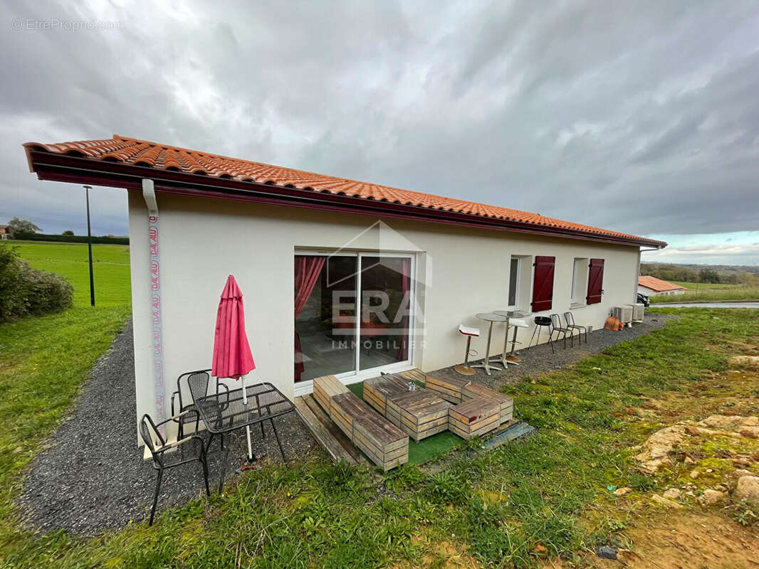 Maison à GUICHE