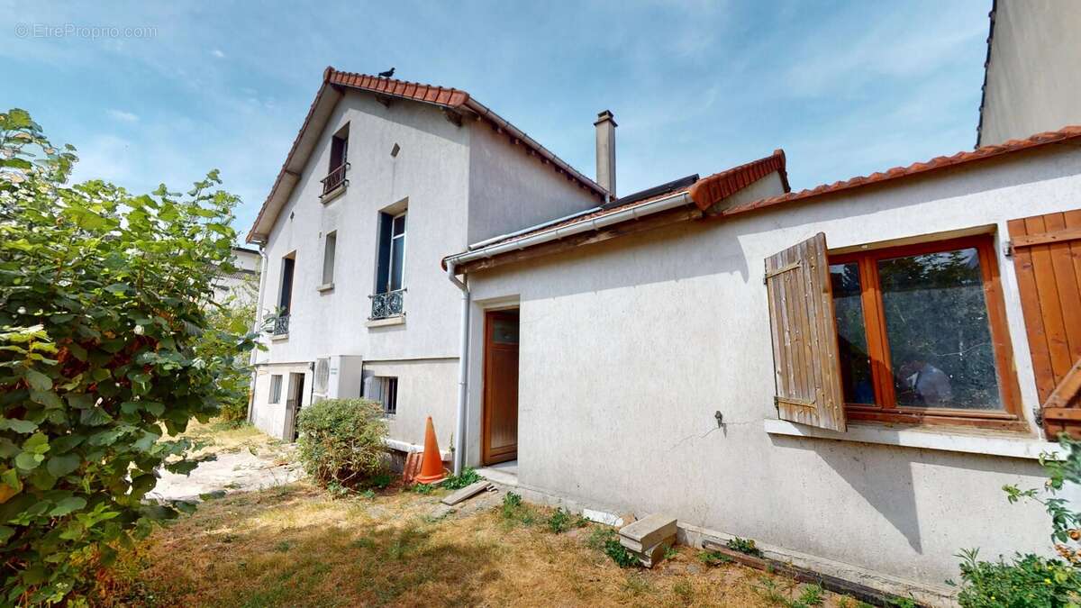 Maison 100 m² à Montfermeil  - photo 22