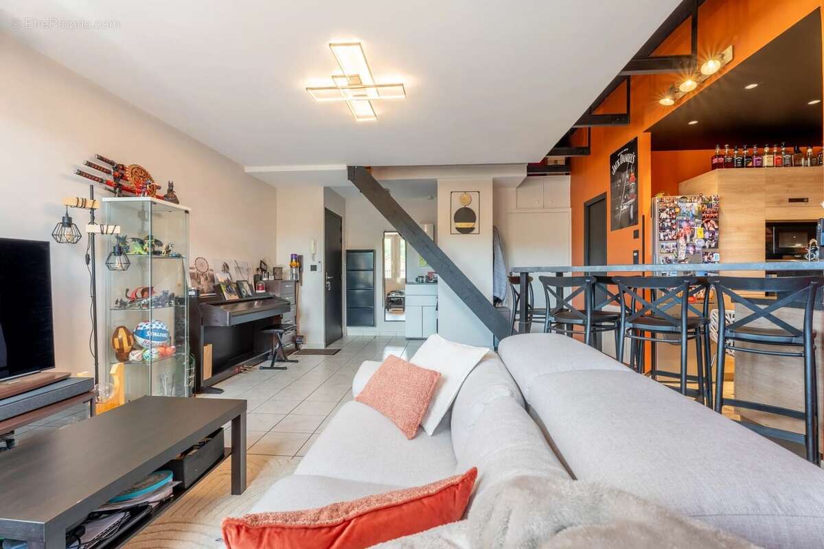 Appartement à MARENNES