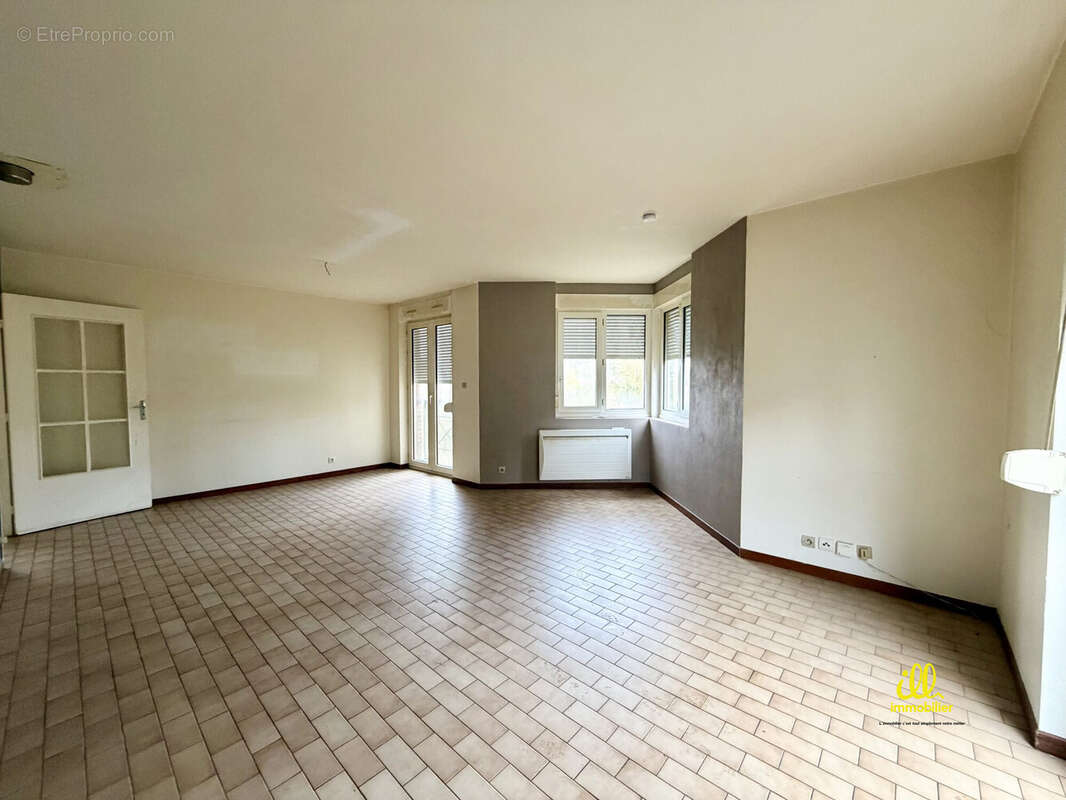 Maison à VIREUX-MOLHAIN