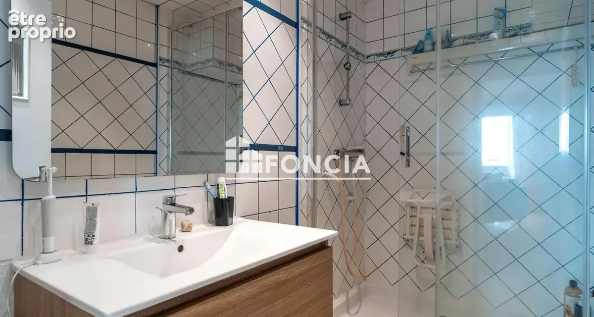 Appartement type 4 à proximité du centre-ville - photo 9