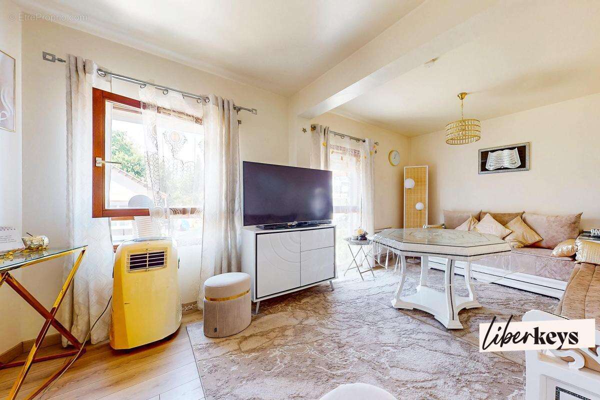 Appartement lumineux - 3 pièces - 61,54 m² - Quartier prisé Les Merisiers - Villepinte - photo 10