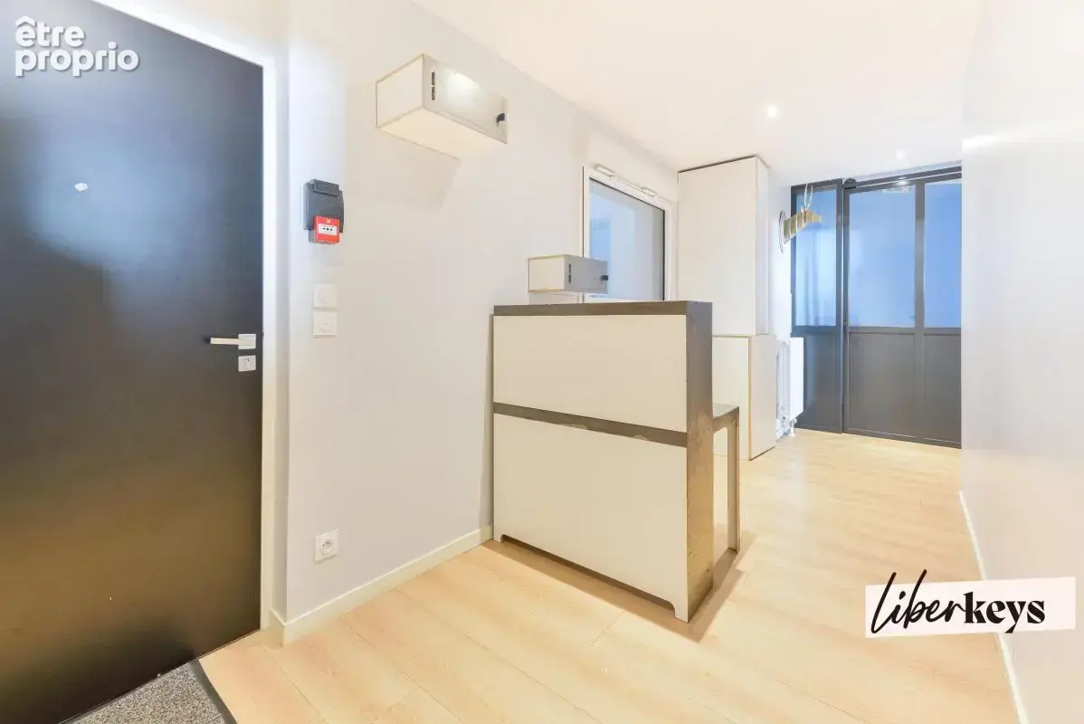 58 m² avec terrasse, actuellement en cabinet médical - photo 6