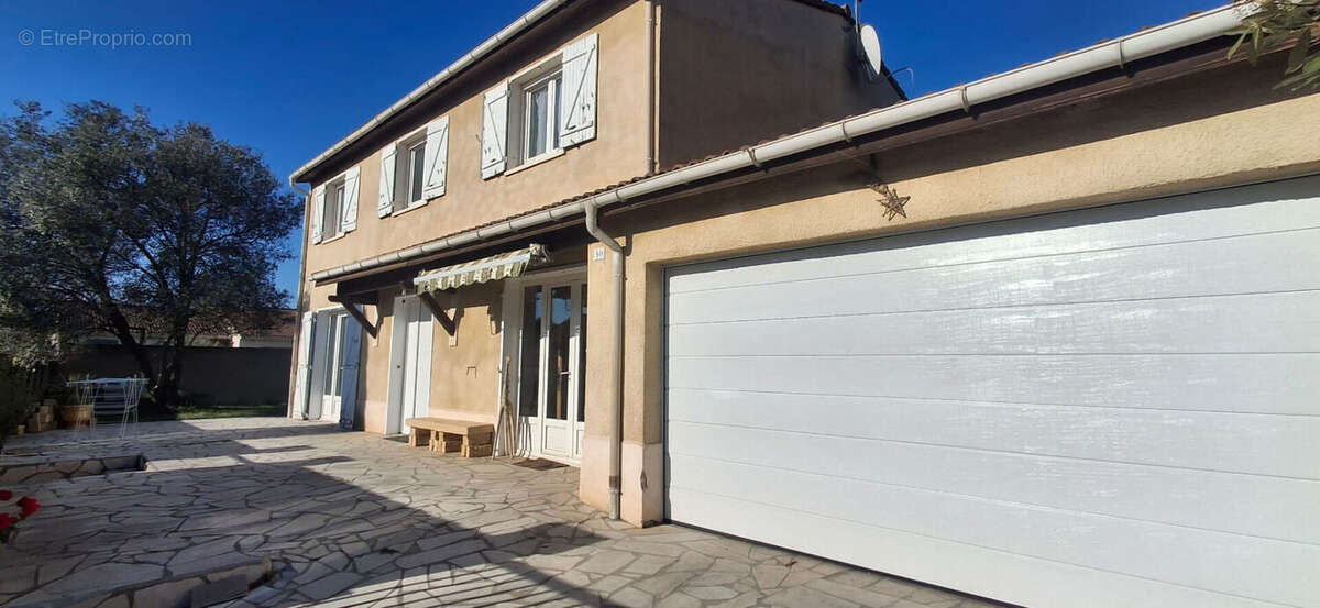 Villa 4 chambres, garage, jardin - photo 2