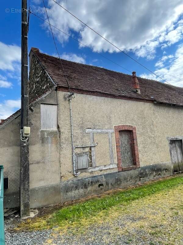 Maison à NOUZEROLLES