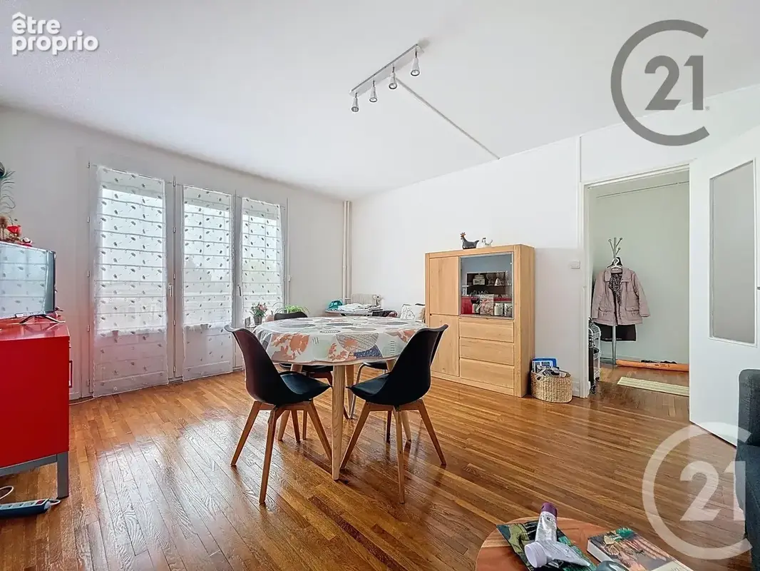 Appartement 2 pièces 48 m² à vendre à Saint-Andre-Les-Vergers (10120) - photo 2