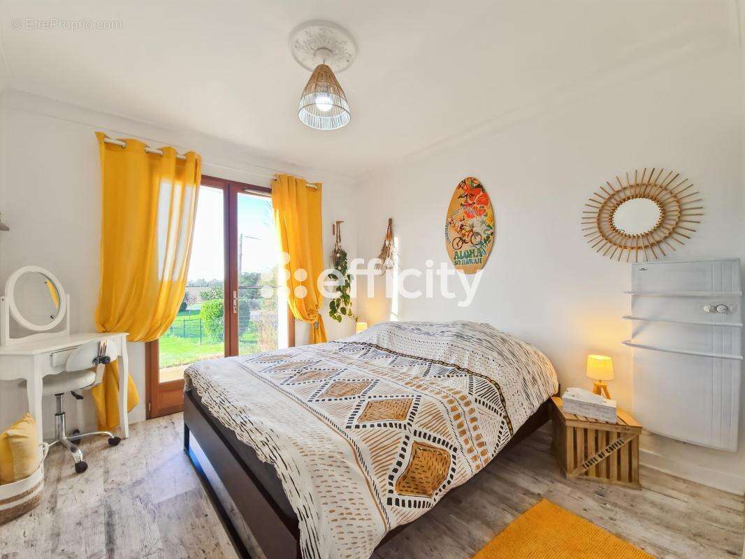 Maison à PORT-DES-BARQUES