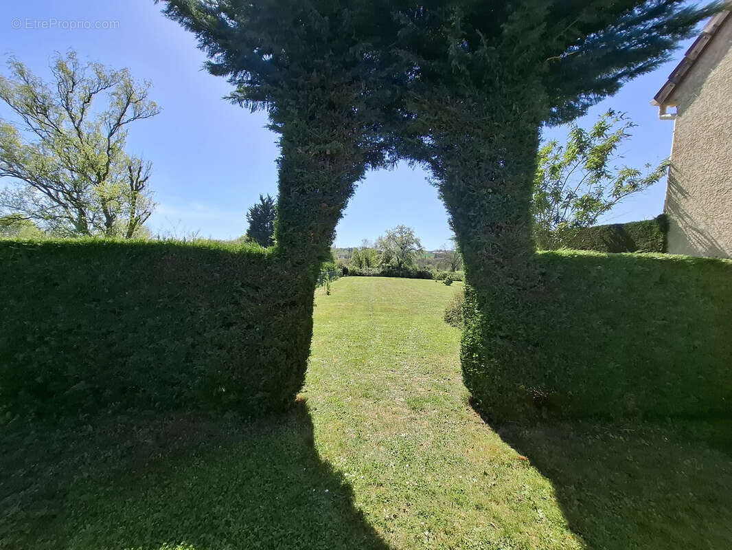 Maison à COULOMMIERS