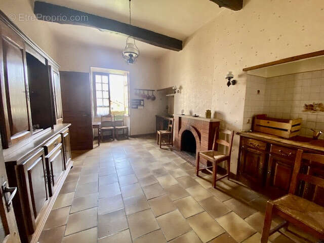 Maison à SEISSAN
