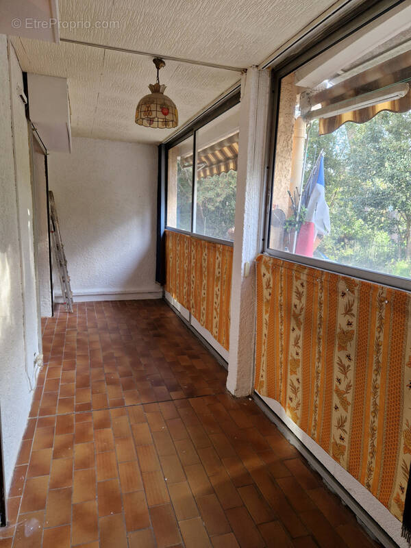 Appartement à SIX-FOURS-LES-PLAGES