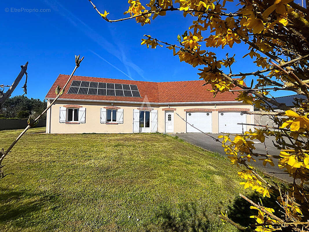 Maison de plain-pied avec double garage - photo 5