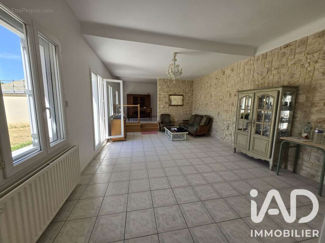 Photo 3 - Maison à SENS