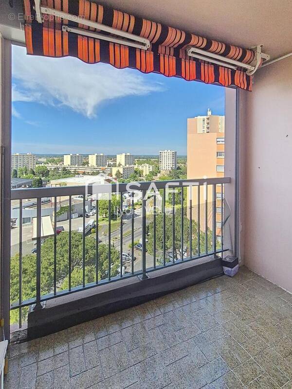 Photo 1 - Appartement à SALON-DE-PROVENCE