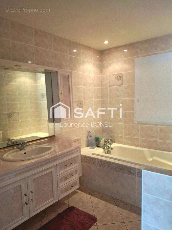 Photo 4 - Maison à FORS