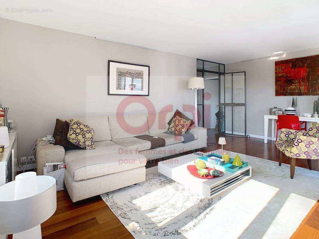 Appartement à ISSY-LES-MOULINEAUX