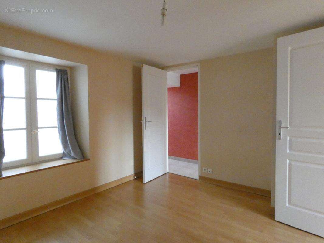 Maison à SAINT-PIERRE-DE-PLESGUEN