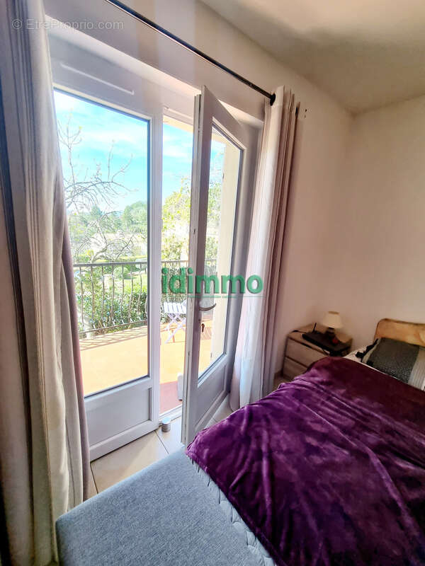 Affaire et Rare Draguignan F2 1 ét 2 terrasse vendu avec terrain de 180m et 2 places parkiing 159000€ dpe d - photo 7