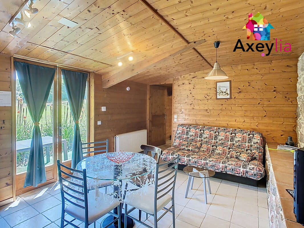 Maison à SAINT-MARTIN-D&#039;ESTREAUX