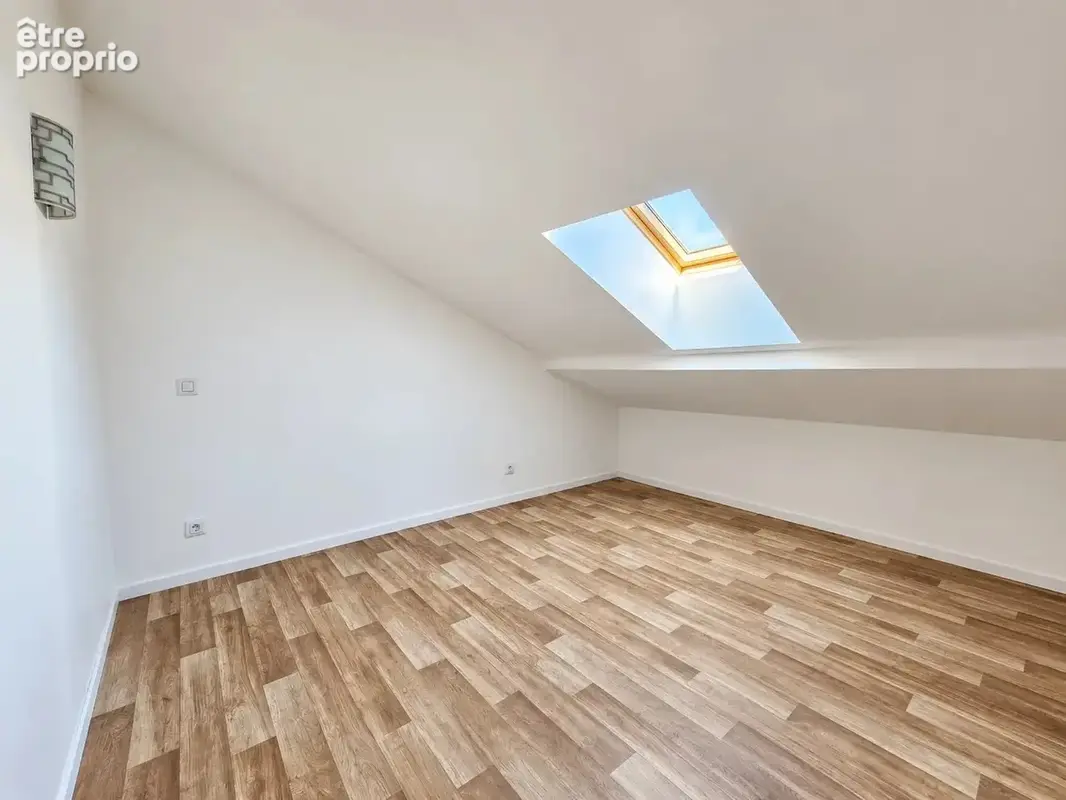 L’ALBENC – Maison de ville de caractère 168 m² – 4 chambres – Garage - photo 19