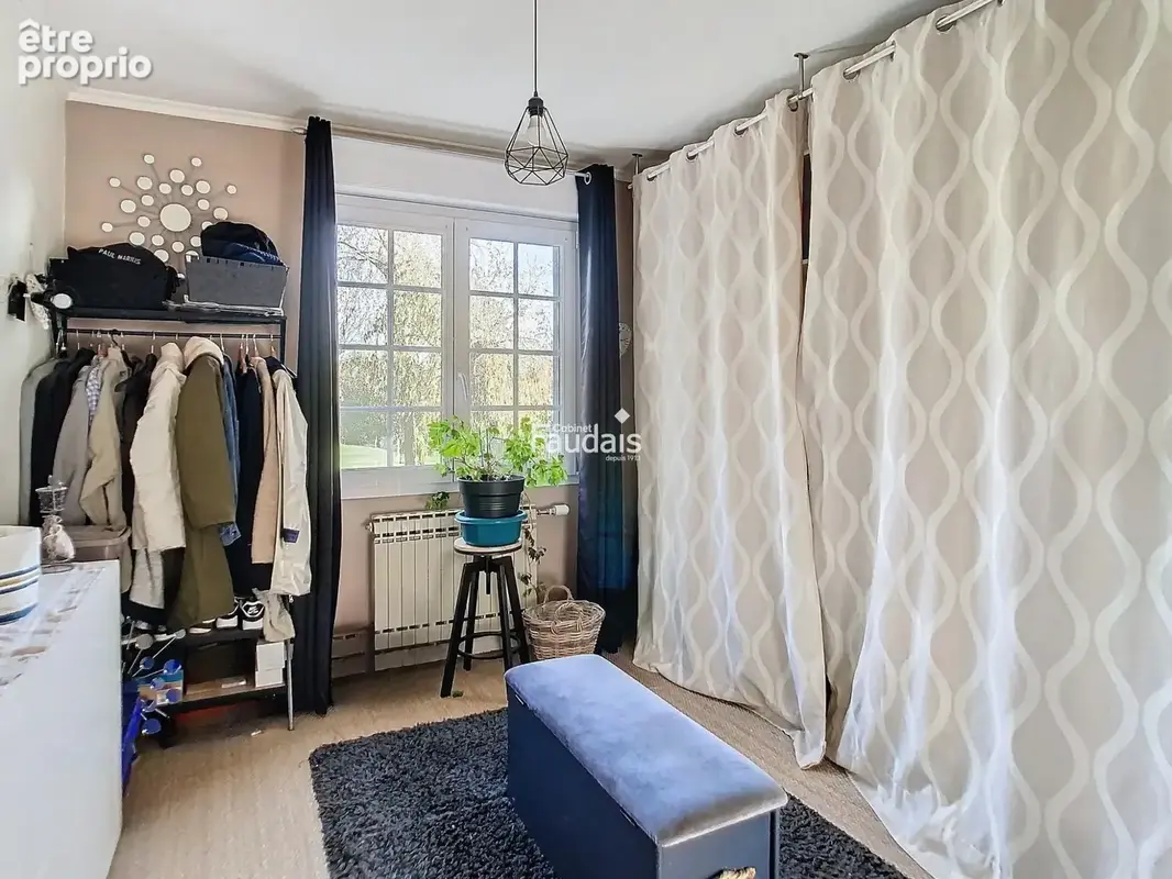 Maison 107 m² à Portbail  - photo 7