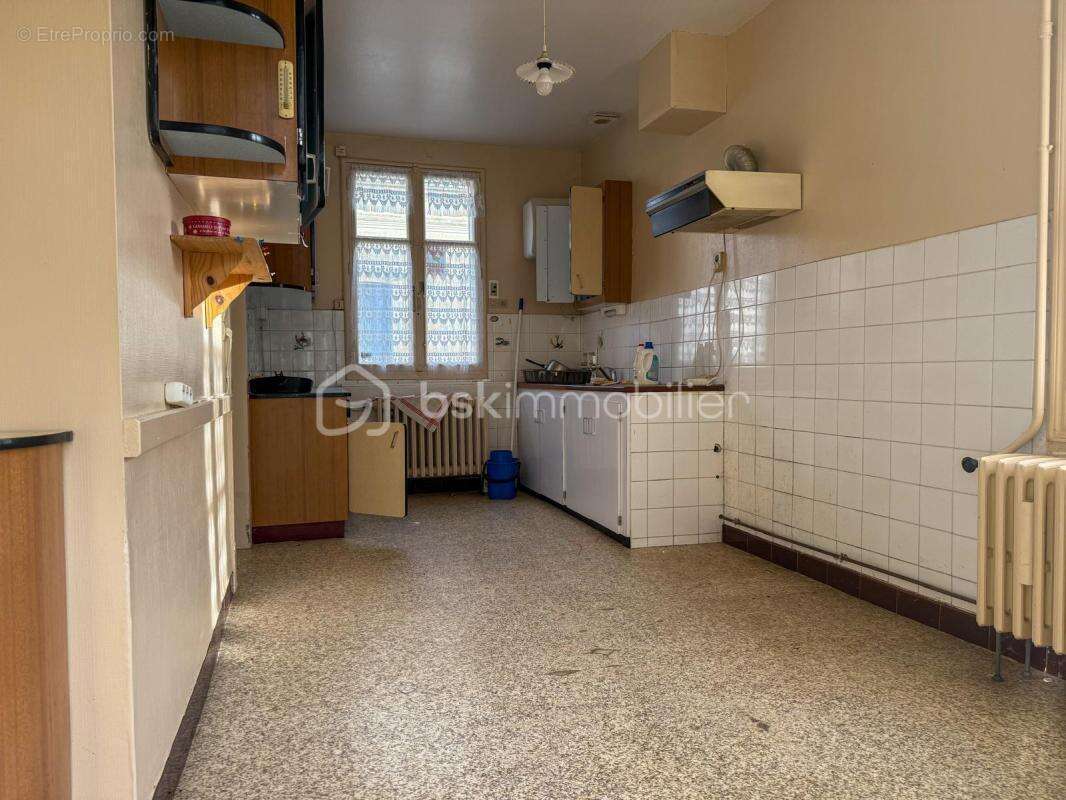 Maison à SAINT-PATERNE-RACAN