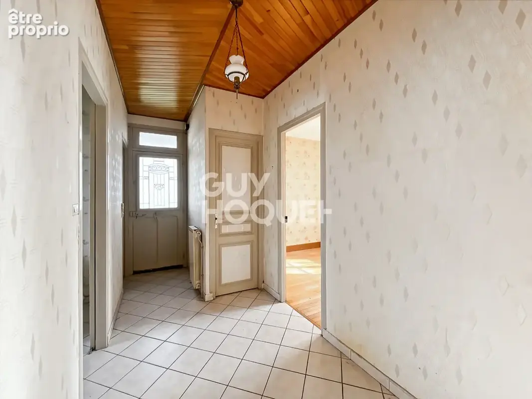 Maison à vendre à Fontenay Trésigny - 5pièces, 3 chambres - photo 2