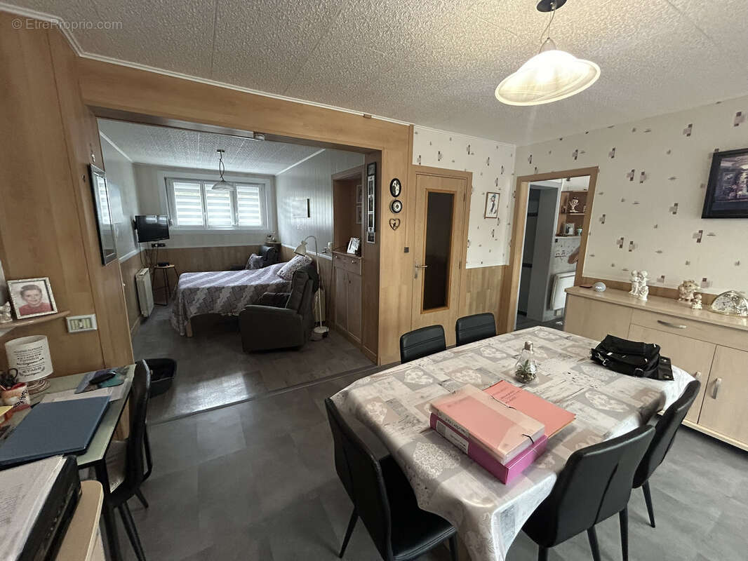 Maison à SAINT-AMAND-LES-EAUX