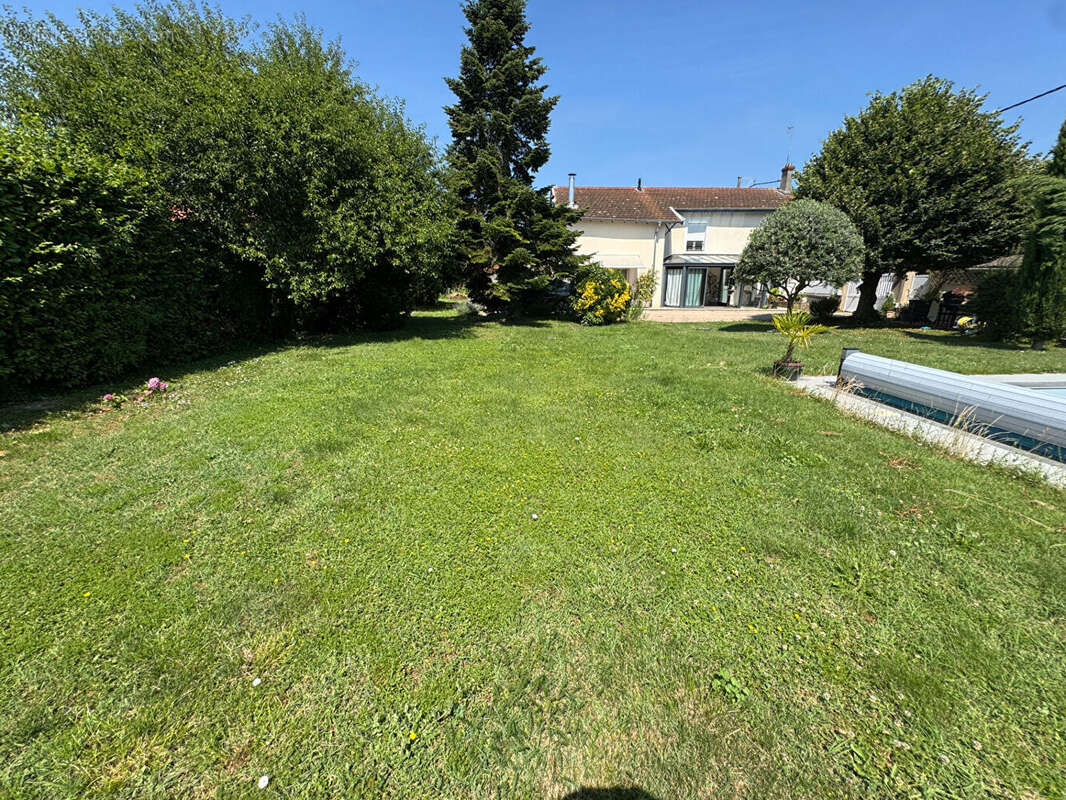 Maison à VILLETTE-D'ANTHON