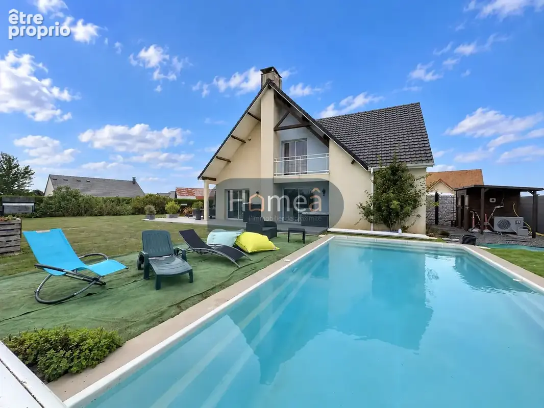 Photo Maison à La Houssaye-Beranger au prix de 320 000€
