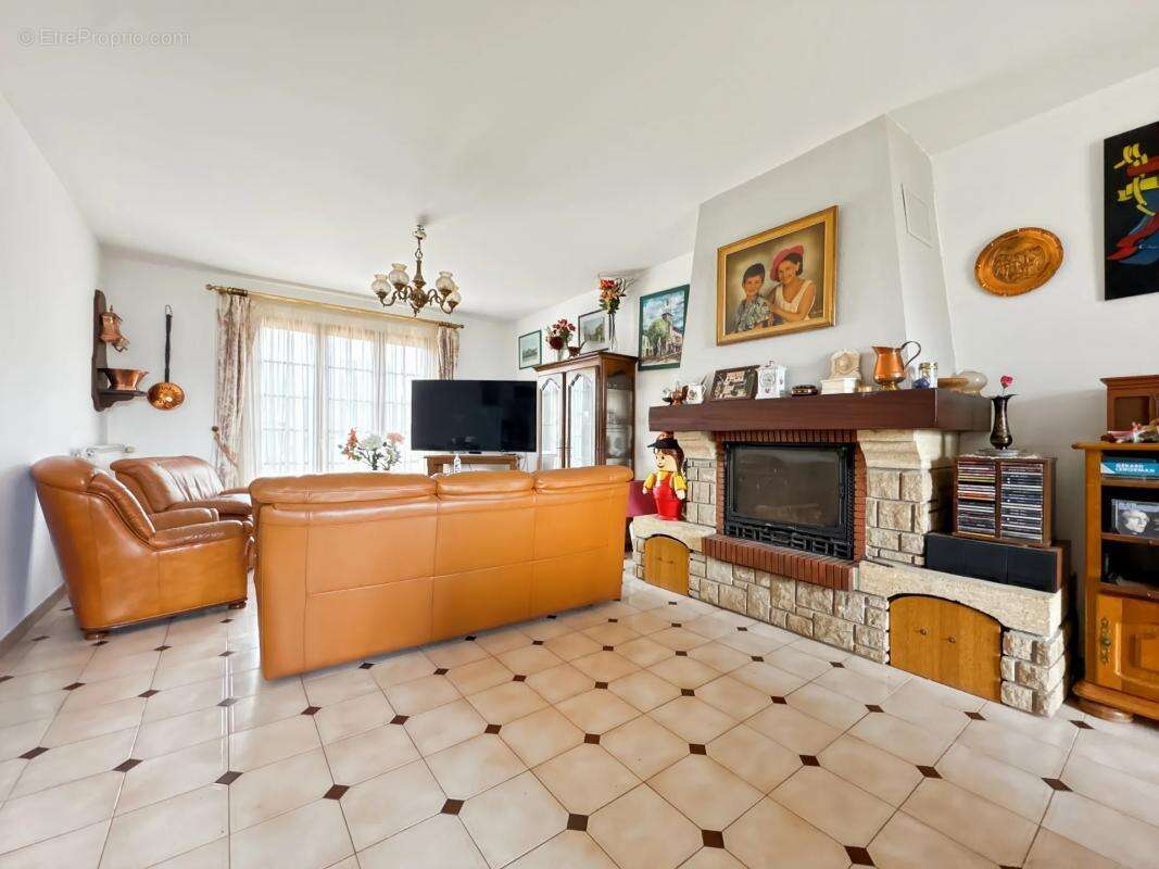 Maison à THEZAN-DES-CORBIERES