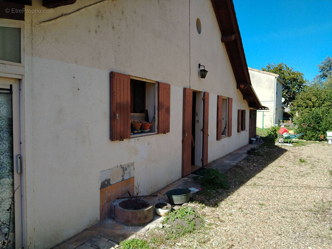 Maison à MONTPON-MENESTEROL