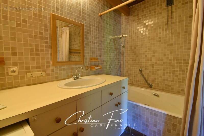 Appartement à LE MONETIER-LES-BAINS