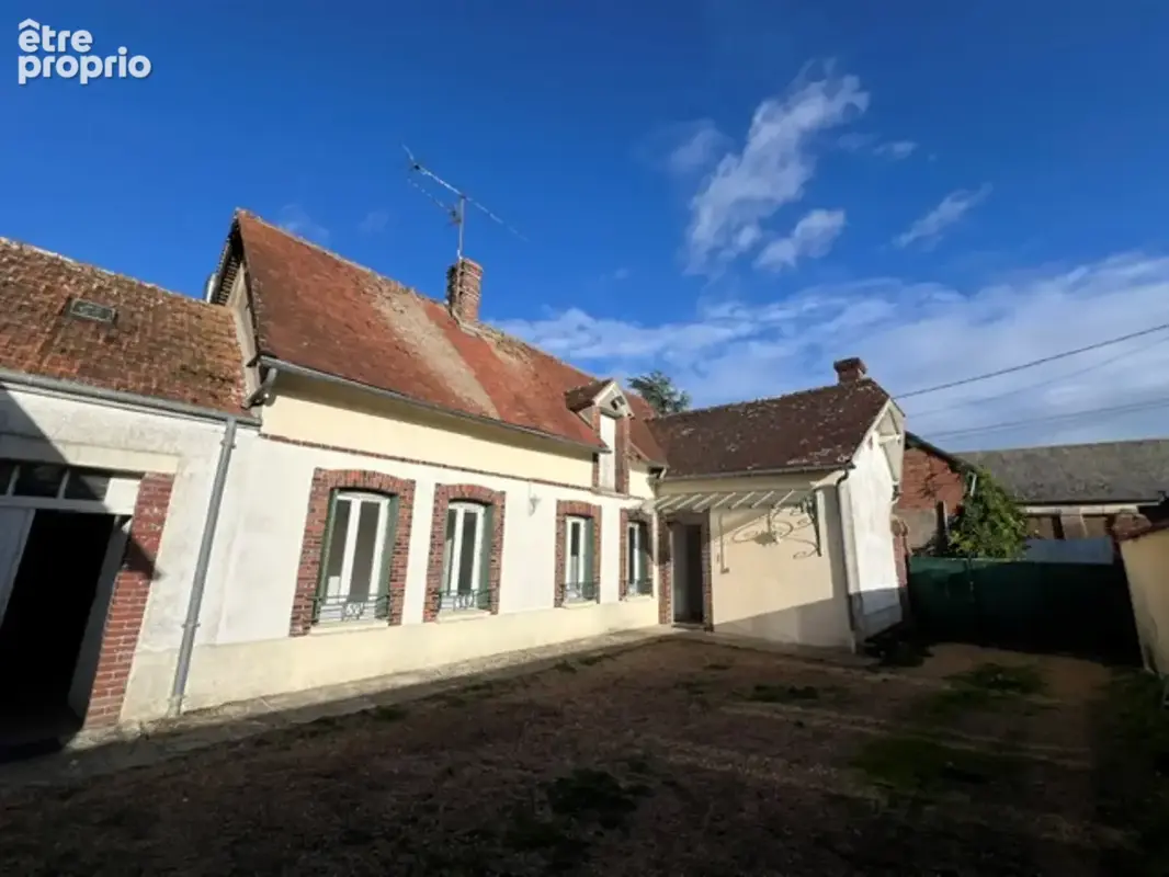 Maison Saint Piat 3 pièce(s) 72.59 m2 - photo 1