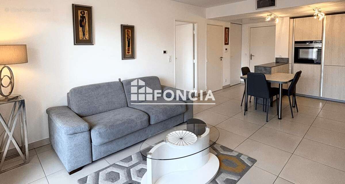 Appartement à MANDELIEU-LA-NAPOULE