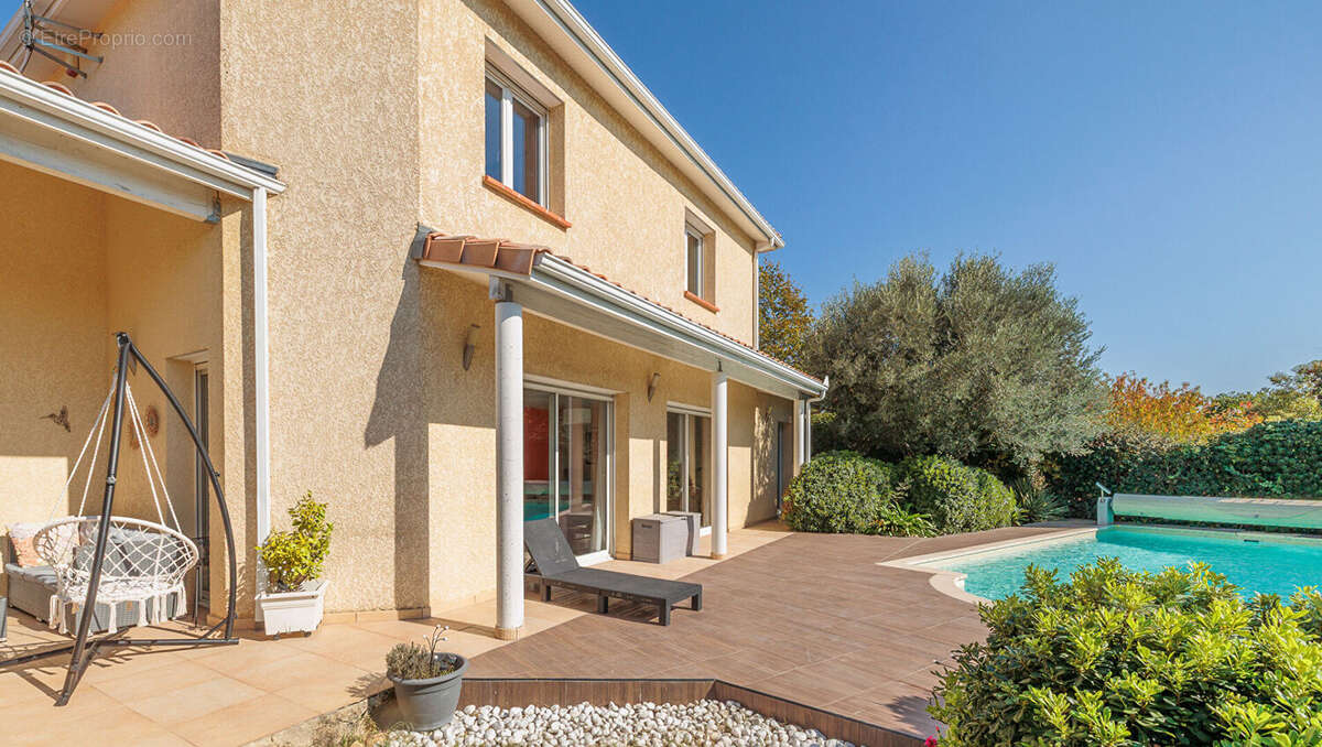 Maison à SAINT-ORENS-DE-GAMEVILLE